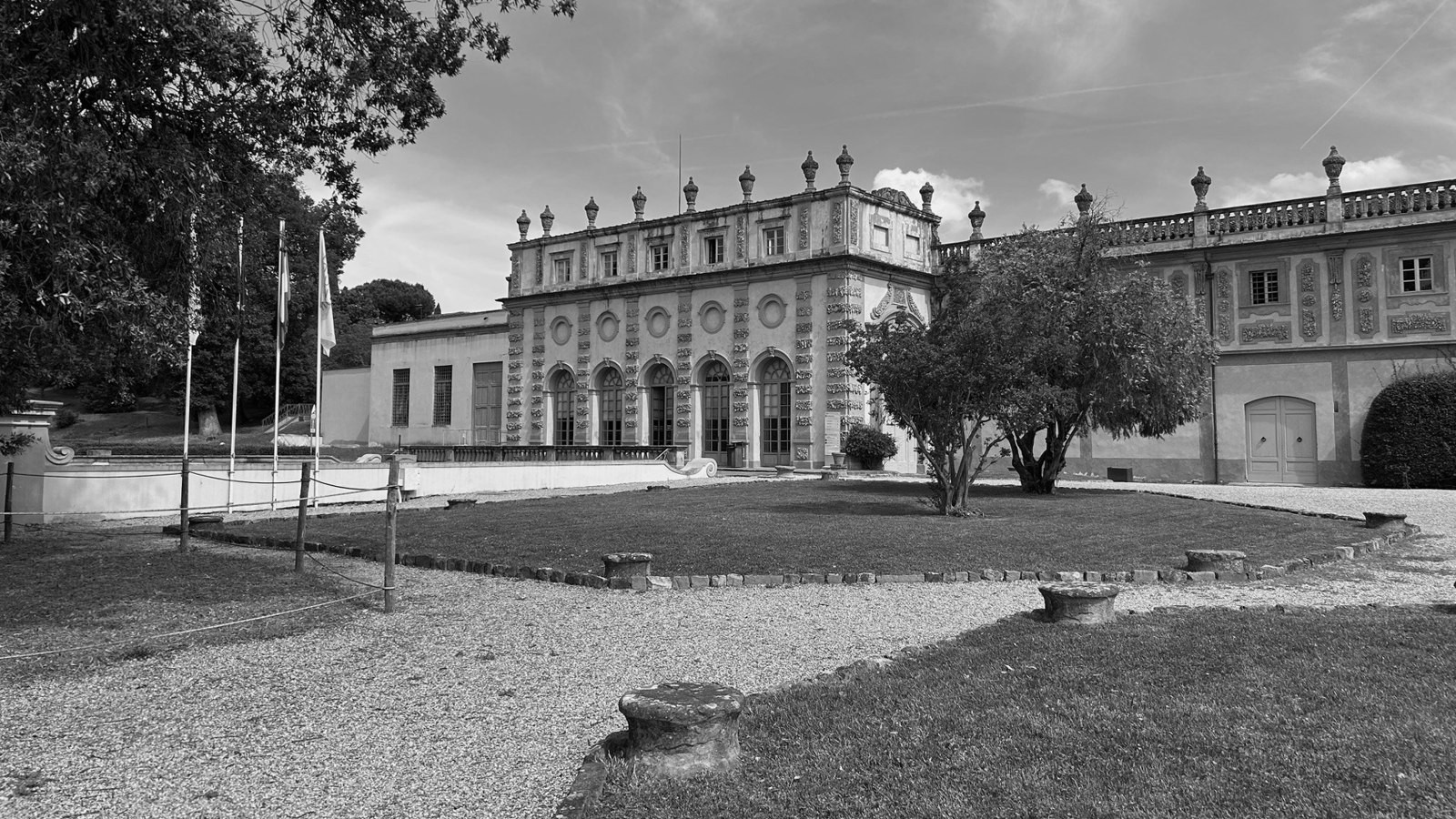 Sede storica, vista dal giardino
