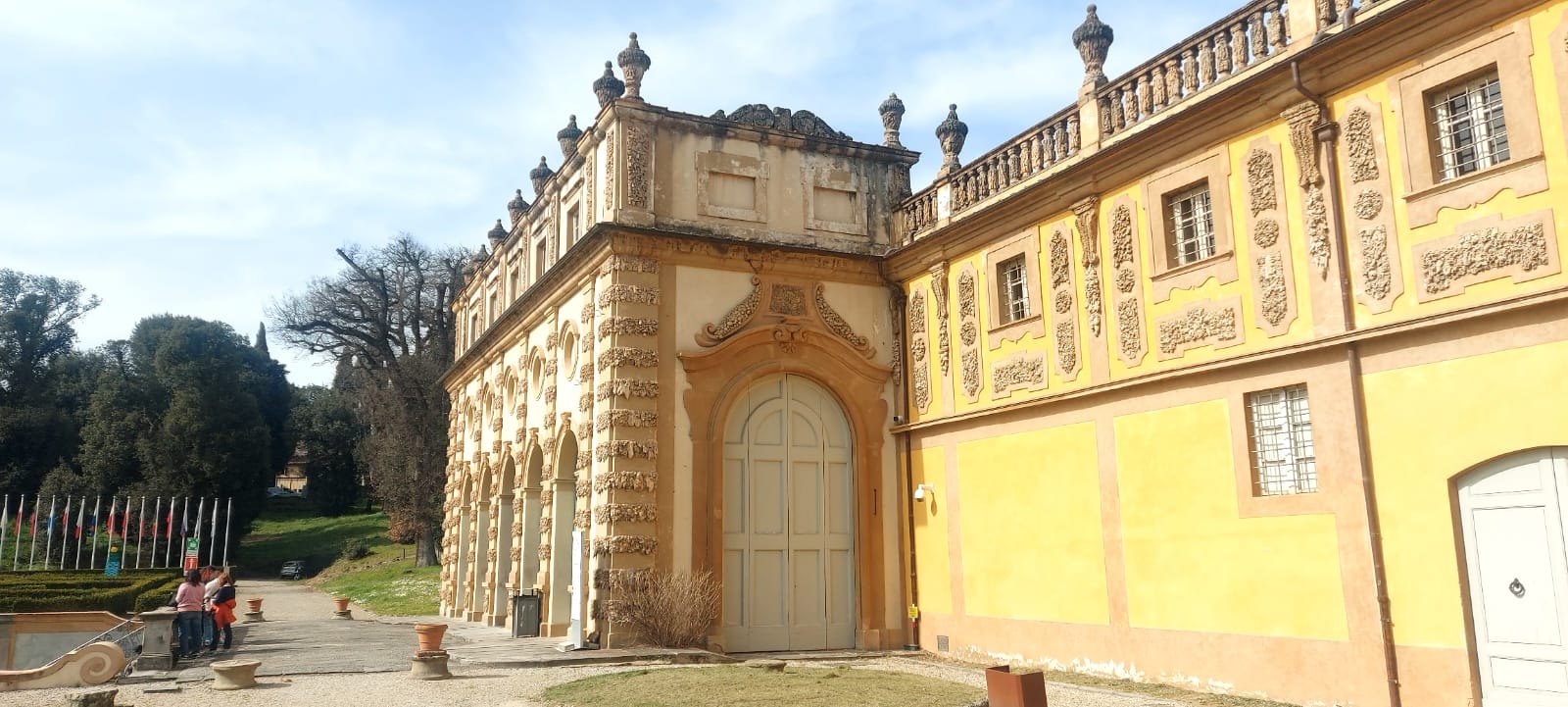 Ingresso monumentale della sede